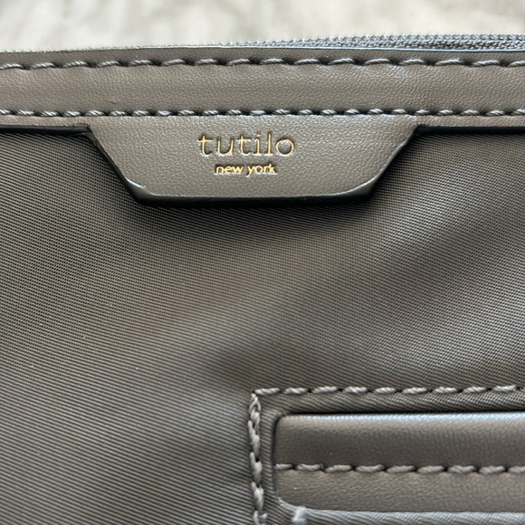 Tutilo New York Nylon Shoulder Bag Gray - Picture 2 of 7